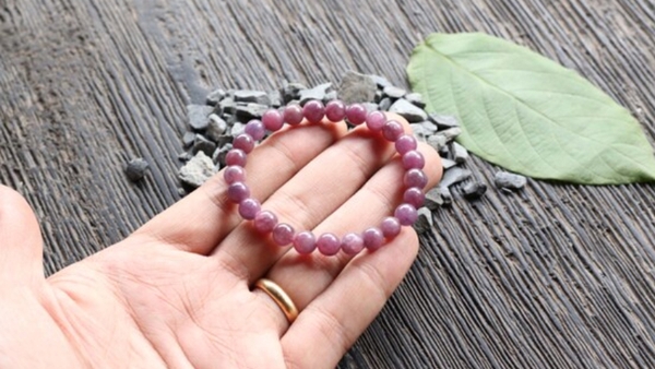 ĐÁ PHONG THỦY CHO NGƯỜI MỆNH THỔ RƯỚC MAY MẮN VÀ TÀI LỘC