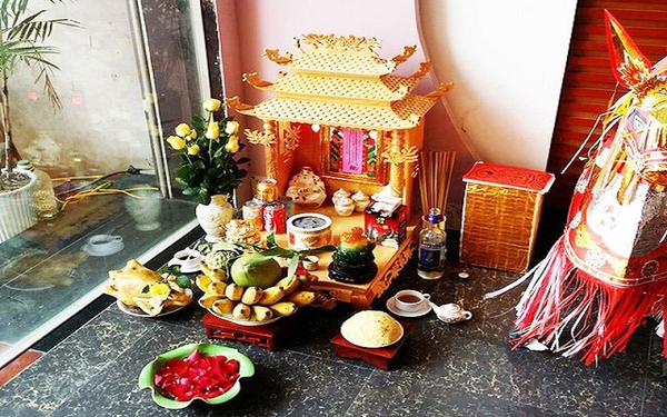 HƯỚNG ĐẶT BÀN THỜ THẦN TÀI THEO TUỔI LỘC VÀO NHƯ NƯỚC