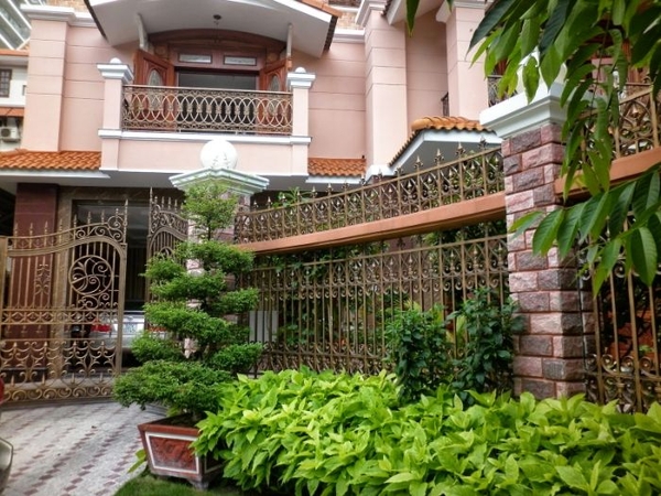 XÂY NHÀ SAU LƯNG NHÀ KHÁC CÓ ĐƯỢC KHÔNG? VÌ SAO?