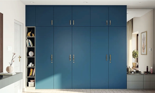 CÓ NÊN LÀM TỦ QUẦN ÁO ÂM TƯỜNG KHÔNG? VÌ SAO