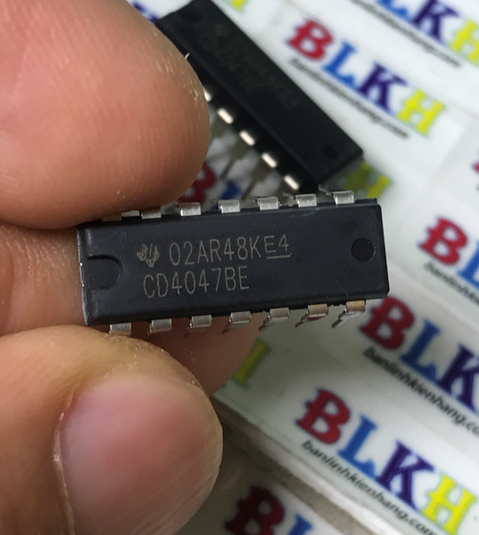 CD4047BE IC 100 Stück - Integrierte Schaltkreise Für Elektronikprojekte