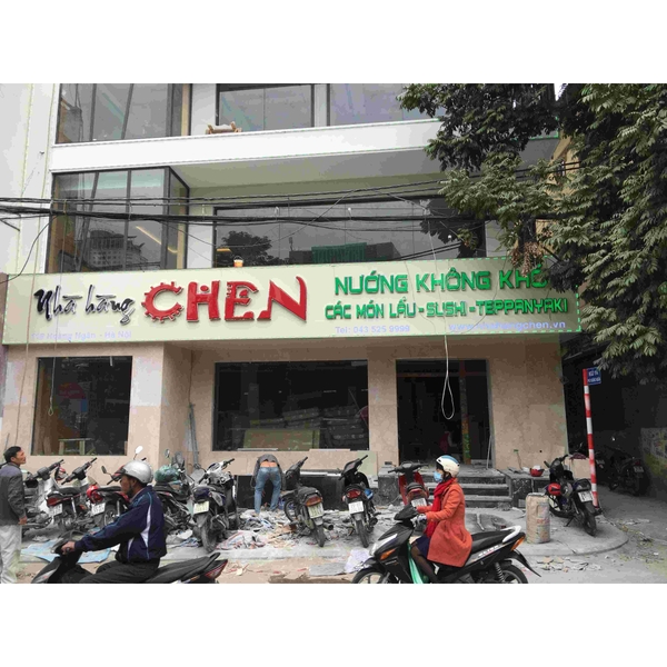 bien-led-nha-hang-chen