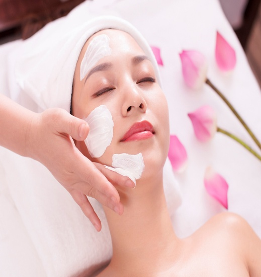 ĐA DẠNG DỊCH VỤ CHĂM SÓC VÀ ĐIỀU TRỊ DA LIỄU, HƯỚNG TỚI NÂNG CAO CHẤT LƯỢNG CHĂM SÓC SỨC KHỎE LÀN DA