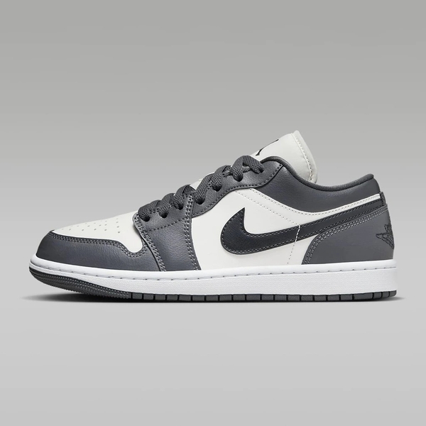 giay-nike-nam-chinh-hang-air-jordan-1-low-xam-trang-japansport-dc0774-102