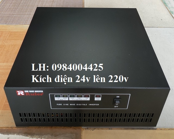 bo-kich-dien-24v-len-220v-sin-chuan-1000w-cho-oto-o-to