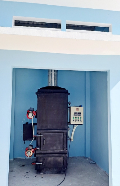 lò đốt rác trong trạm y tế