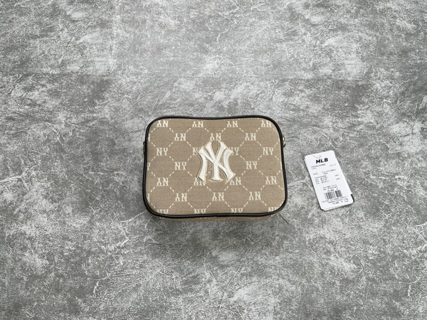 [MLB] Túi Đeo Chéo Trẻ Em Diamond Monogram JQD New York Yankees