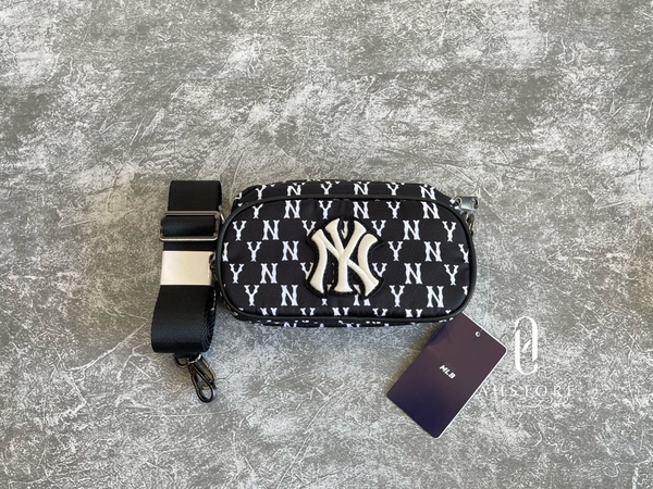 Túi MLB Monogram Mini Crossbody Bag New York Yankees