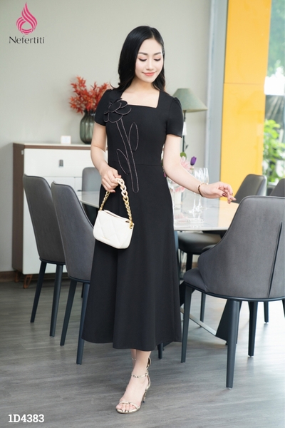 1D4383 - ĐẦM ĐEN HOA NỔI