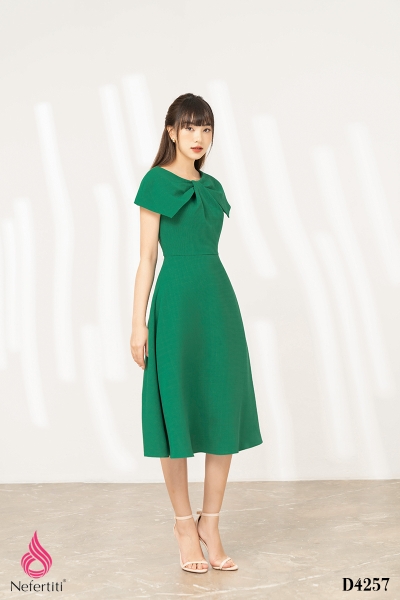 3D4257 - ĐẦM CỔ TRÒN XẾP NƠ CÁCH ĐIỆU