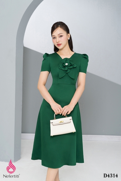 1D4314 - ĐẦM DÁNG XÒE ĐÍNH HOA 3D SANG TRỌNG
