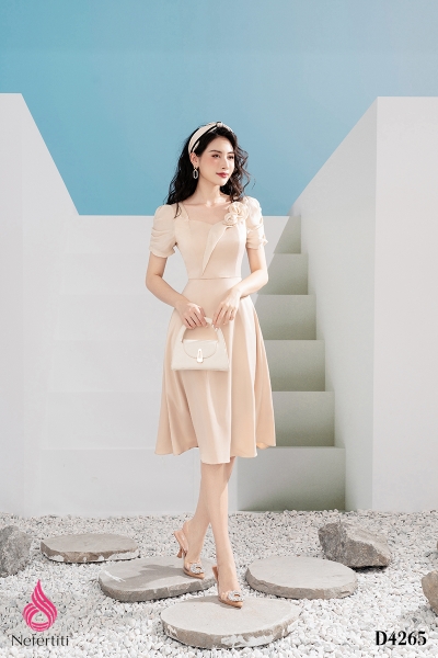 1D4265 - ĐẦM CỔ VUÔNG ĐÍNH HOA 3D TRANG TRÍ