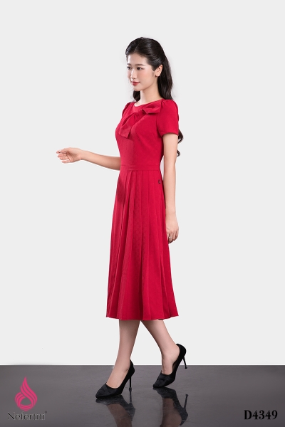 1D4349 - ĐẦM DÁNG XÒE ĐÍNH NƠ CÁCH ĐIỆU