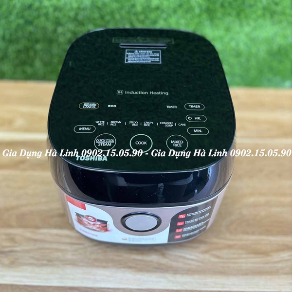 Nồi cơm cao tần Toshiba RC-18IX1PV, Công suất 1300W, Dung tích 1,8L, 8 chương trình nấu đa dạng, Bảng điều khiển cảm ứng dễ sử dụng, Bảo hành 12 tháng