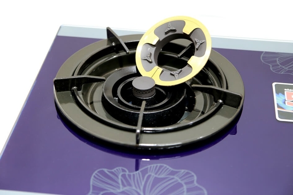 Bếp gas dương kính SUNHOUSE MAMA MMB0780L