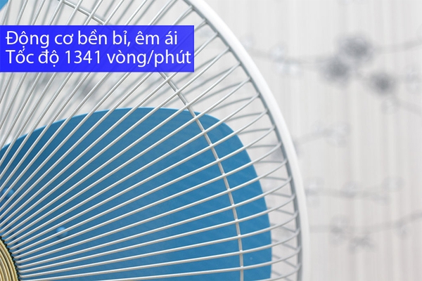 Quạt treo tường Panasonic F-409UB - Công suất 52W, Đường kính cánh 40cm, Thiết kế 3 cánh, Điều khiển cơ, Bảo hành 12 tháng