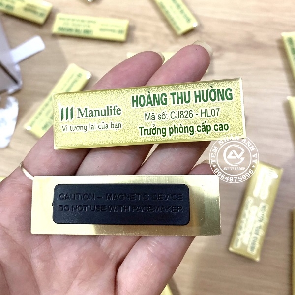 the-ten-nhan-vien-bang-dong-an-mon