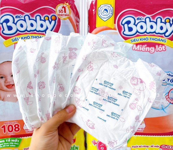 Miếng lót Bobby