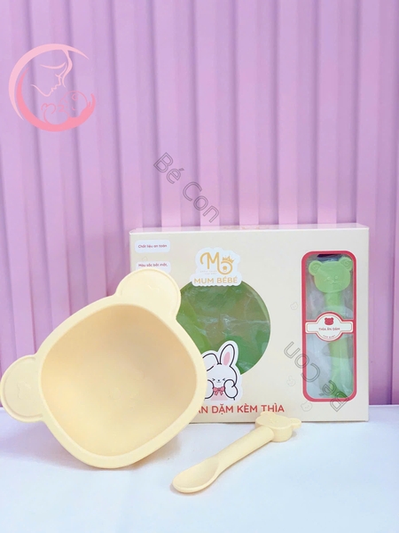 Set bát gấu kèm thìa silicon Mumbebe cho bé ăn dặm có đế hít chống lật