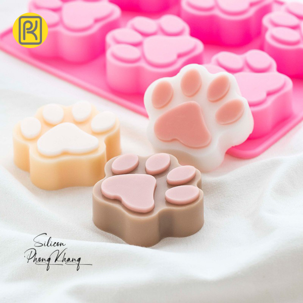 khuon-silicon-chan-meo