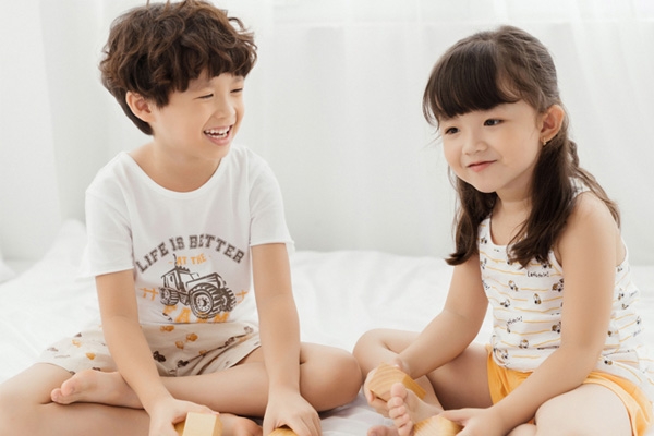 Cách phối bộ đồ mặc nhà cho bé: Gọn – Đẹp – Ấm áp !