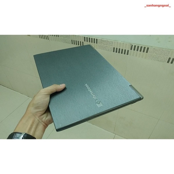 laptop cũ toshiba Z930 siêu mỏng siêu nhẹ 1.08 kg bản nhật