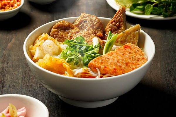 DA NANG SEAFOOD STREET AND MARKET TOUR