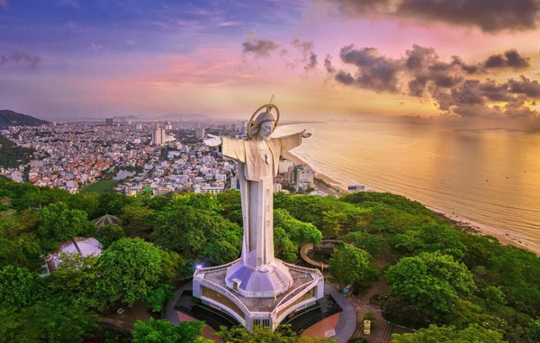 VUNG TAU SEATOWN EXCURION FROM PHU MY PORT