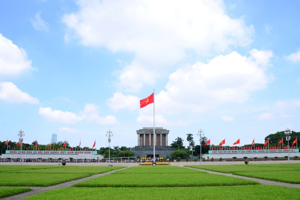 HANOI HISTORICAL HIGHLIGHTS FULL-DAY TOUR