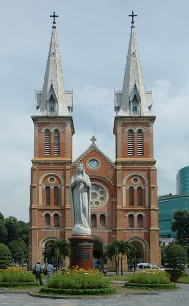 HO CHI MINH CITY HISTORY AND CULTURE TOUR FROM SAI GON PORT