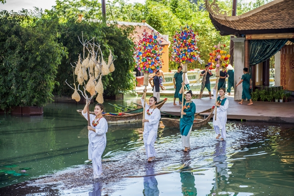 FOLKLORE ISLAND CULTURAL AND VILLAGE EXPERIENCE