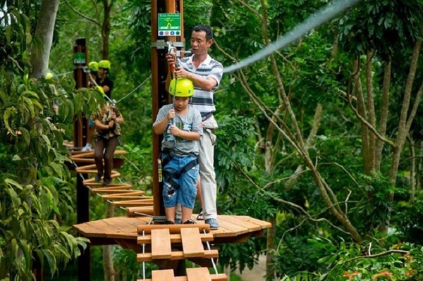 HOT SPRINGS AND ZIP LINE ADVENTURE FULL-DAY TOUR
