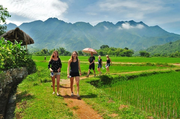 MAI CHAU AUTHENTIC VILLAGE EXPERIENCE FULL-DAY TOUR