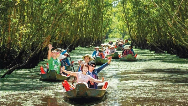 MEKONG DELTA FLAVORS AND RIVER ADVENTURE