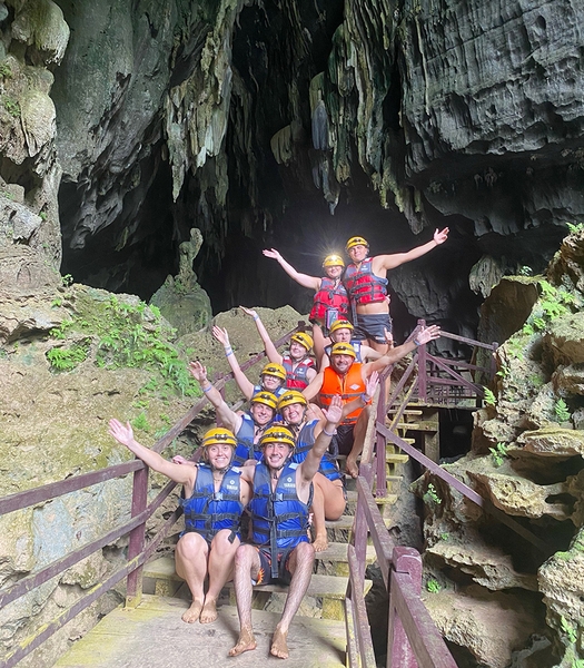 PHONG NHA CAVE AND HISTORICAL JOURNEY FULL-DAY TOUR