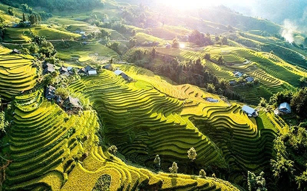 9 DAY NORTH VIETNAM TOUR OF CULTURAL AND NATURAL HIGHLIGHTS