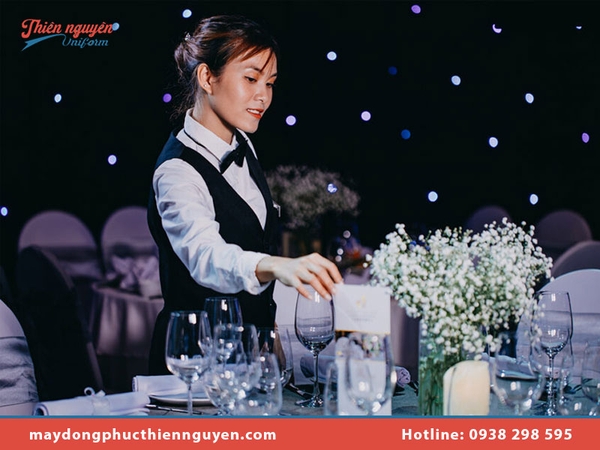 Đồng phục phục vụ tiệc cưới