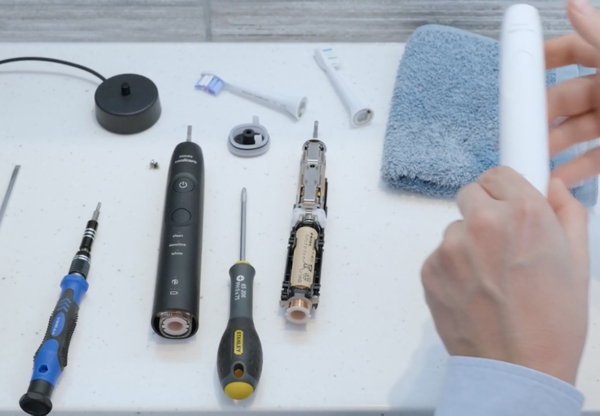 Pin nguyên bản bàn chải điện Philips Sonicare (Linh kiện chính hãng - Hàng nhập Nhật - Có ảnh hướng dẫn lắp)