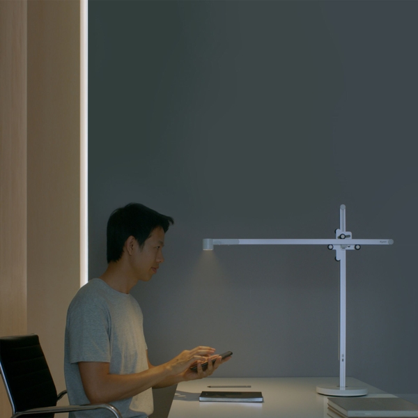 Đèn bàn Dyson CF04 Lightcycle Desk Task Light