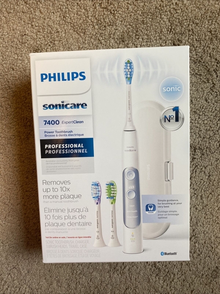 Bàn chải điện Philips Sonicare ExpertClean 7400 (kèm 3 đầu chải)