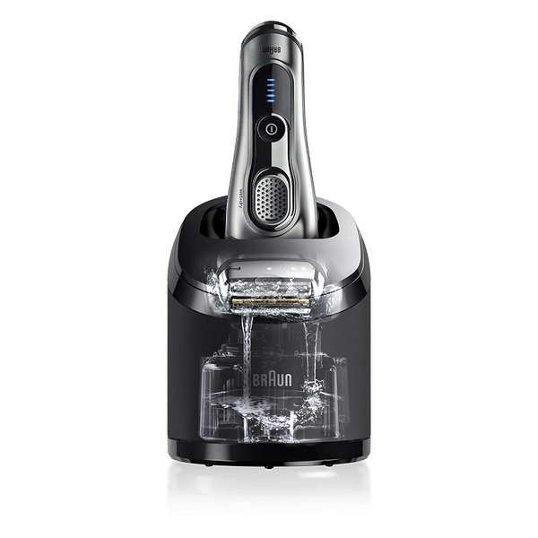 Hộp nước rửa dao cạo râu Braun Clean & Renew