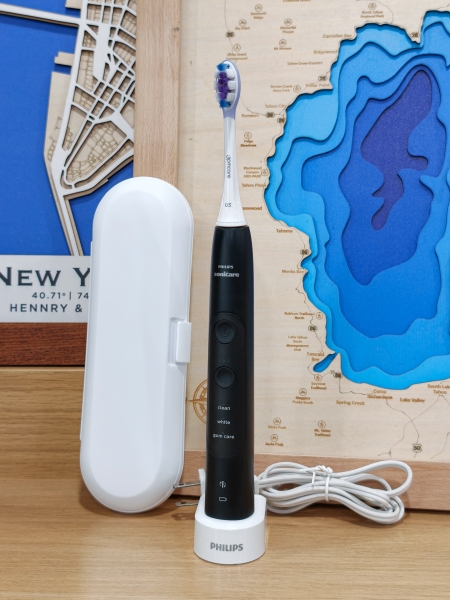 Bàn chải điện Philips Sonicare 7000 (hàng trưng bày 95-99%)