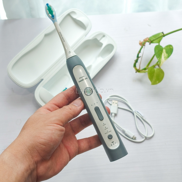 Bàn chải điện Philips Sonicare Flexcare Platium HX9120 hàng trưng bày