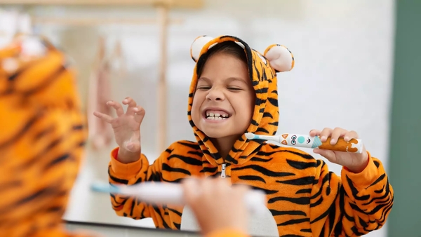 Bàn chải điện trẻ em Philips For Kids 3+ (Model 2024)