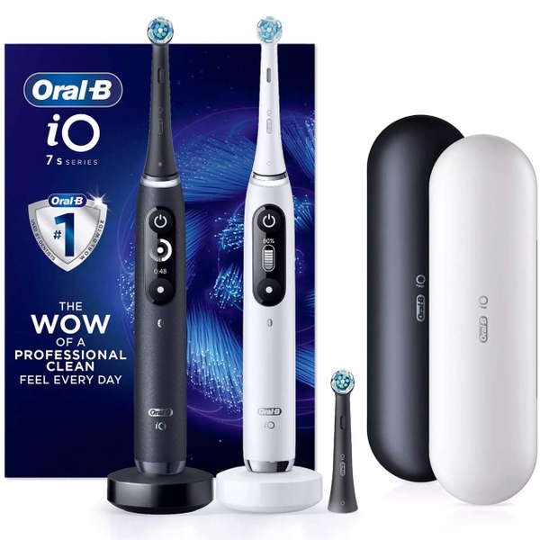 Set 2 bàn chải điện Oral-B iO Series 7s (Aquamarine & Black Onyx)