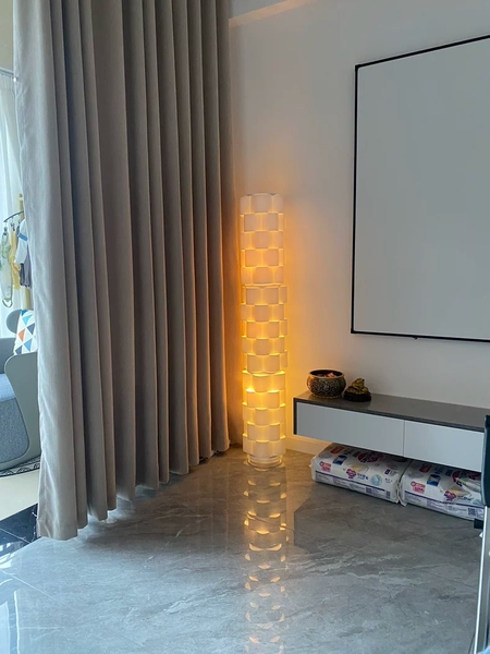 Đèn đứng trang trí nhà Ikea Lagtryck