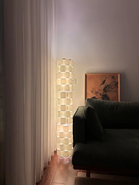 Đèn đứng trang trí nhà Ikea Lagtryck