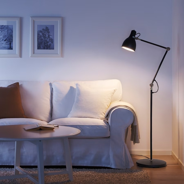 Đèn cây phòng khách và phòng ngủ IKEA AROD