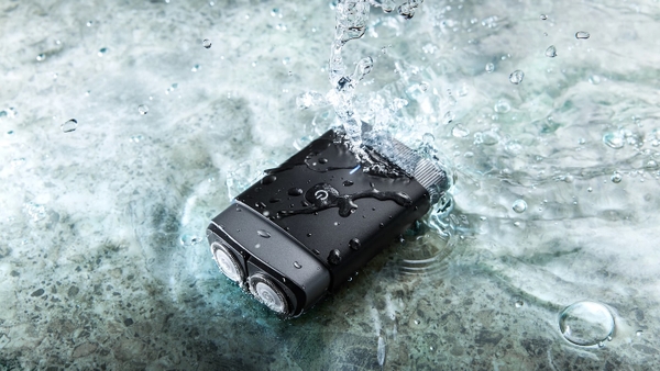 Máy cạo râu du lịch cao cấp Philips Compact Shaver On-the-Go