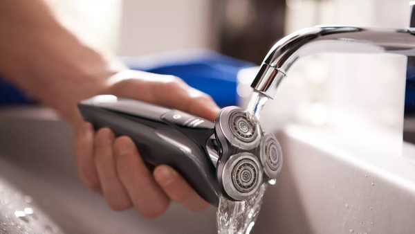 Máy cạo râu Philips Norelco Shaver Series 9000